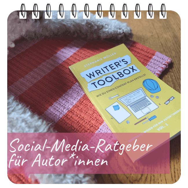 Der Schreibratgeber "Writer's Toolbox" von Stephanie Müller, zusammen mit dem Lektorenpudel